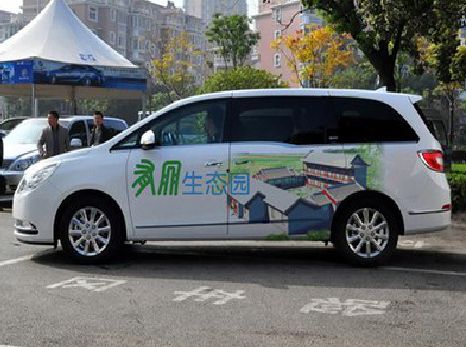 金阳户外车贴喷绘如何保持效果?